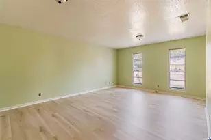 309 Blake Dr, Longview, TX 75604 - Photo 5