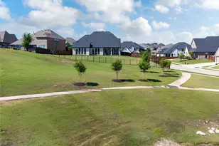 2037 Waterleaf Rd, Haslet, TX 76052 - Photo 27