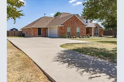 5020 April Lane, Waxahachie, TX 75165 - Photo 3