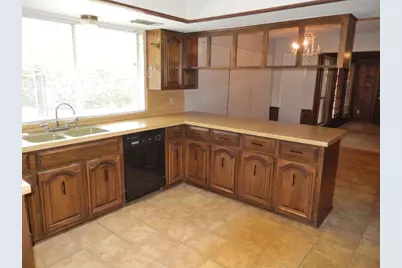 9023 Glen Springs Circle, Dallas, TX 75243 - Photo 23