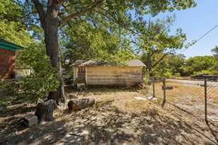 1108 S Edgefield Ave, Dallas, TX 75208 - Photo 17
