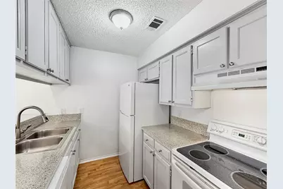 536 Guerin Drive, Arlington, TX 76012 - Photo 5