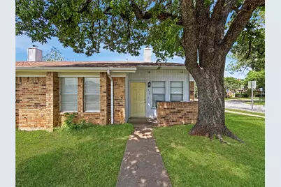 536 Guerin Drive, Arlington, TX 76012 - Photo 1