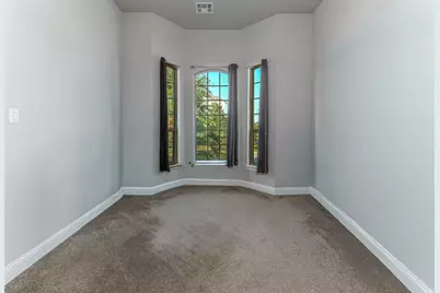 2710 Avondale Drive, Mansfield, TX 76063 - Photo 19