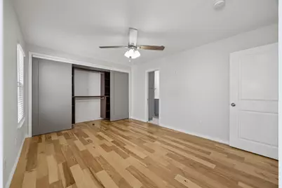 947 E Oakdale Road, Irving, TX 75060 - Photo 17