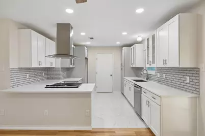 947 E Oakdale Road, Irving, TX 75060 - Photo 3