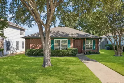 947 E Oakdale Road, Irving, TX 75060 - Photo 1