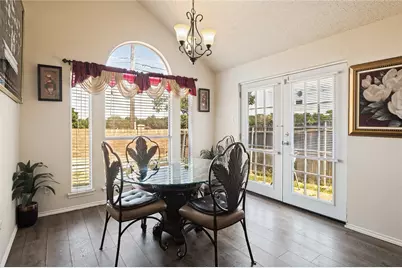12927 Parker Court, Balch Springs, TX 75180 - Photo 11