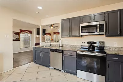 12927 Parker Court, Balch Springs, TX 75180 - Photo 9