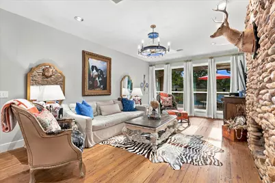 904 Hills Creek Drive, McKinney, TX 75072 - Photo 5