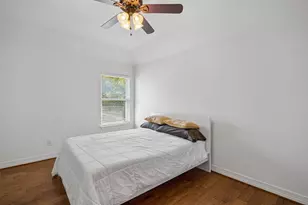 8525 Briarwood Ln, Dallas, TX 75209 - Photo 17