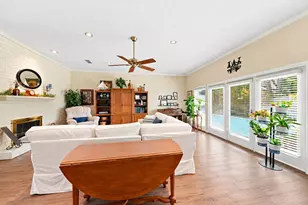 1834 Rhinevalley Dr, Arlington, TX 76012 - Photo 5