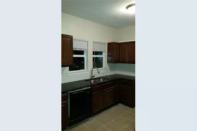 1925 W 10th Street, Dallas, TX 75208 - Photo 13