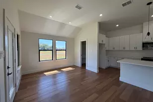 1033 Salvation Dr, Weatherford, TX 76088 - Photo 5