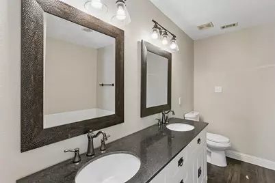 2034 Peregrine Court, Lewisville, TX 75077 - Photo 11