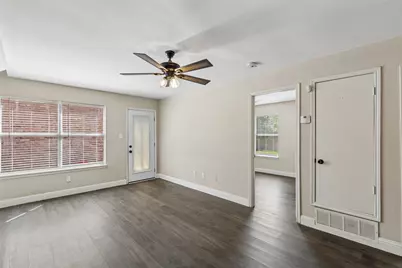2034 Peregrine Court, Lewisville, TX 75077 - Photo 17