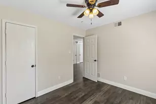 2034 Peregrine Ct, Lewisville, TX 75077 - Photo 23