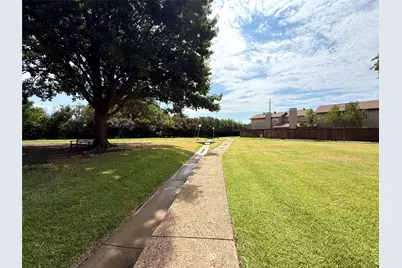 3022 Eastpark Drive, Garland, TX 75044 - Photo 23