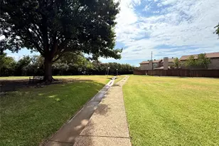 3022 Eastpark Dr, Garland, TX 75044 - Photo 23
