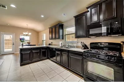 1512 Syracuse Drive, Van Alstyne, TX 75495 - Photo 9