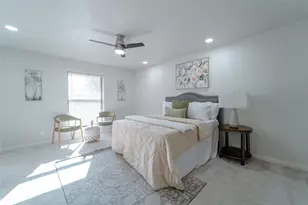 10017 Regal Park Ln, Dallas, TX 75230 - Photo 19