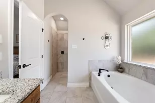 1075 Knoxmiller Ct, Weatherford, TX 76088 - Photo 19