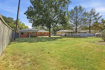 618 Bellevue Drive, Cleburne, TX 76033 - Photo 39