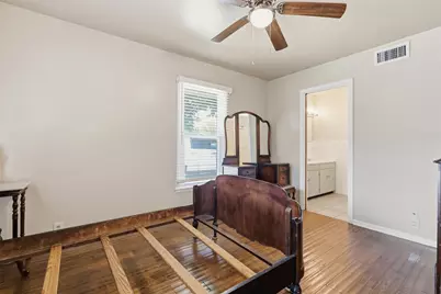 618 Bellevue Drive, Cleburne, TX 76033 - Photo 29
