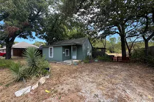 2813 Milam St, Fort Worth, TX 76112 - Photo 3