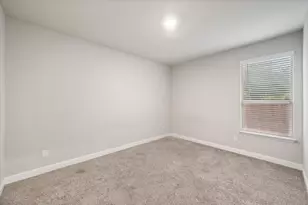 2512 Clayton St, Glenn Heights, TX 75154 - Photo 19
