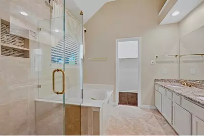 841 N Old Orchard Lane, Lewisville, TX 75077 - Photo 19