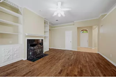 841 N Old Orchard Lane, Lewisville, TX 75077 - Photo 9