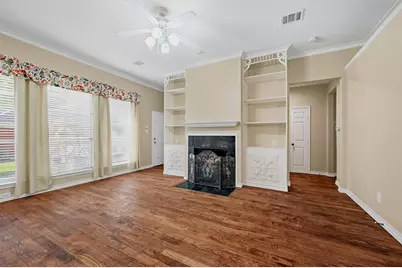 841 N Old Orchard Lane, Lewisville, TX 75077 - Photo 7