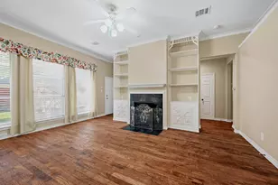 841 N Old Orchard Ln, Lewisville, TX 75077 - Photo 7