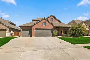 305 Kellan Ct, Hickory Creek, TX 75065 - Photo 1