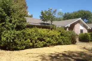 211 S Alexander Ave, Duncanville, TX 75116 - Photo 3