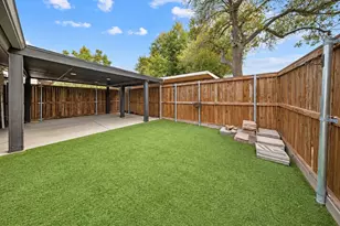 9302 Chimney Sweep Ln, Dallas, TX 75243 - Photo 29