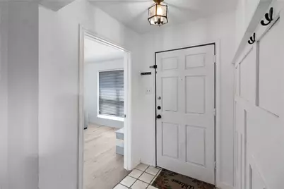1908 Prairie Creek Trail, Garland, TX 75040 - Photo 5