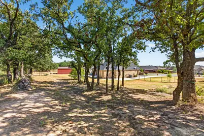 164 Spring Meadow Drive, Springtown, TX 76082 - Photo 35