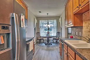 5721 Suncrest Dr, Athens, TX 75752 - Photo 3
