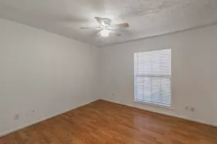 611 Lost Springs Ct, Arlington, TX 76012 - Photo 7