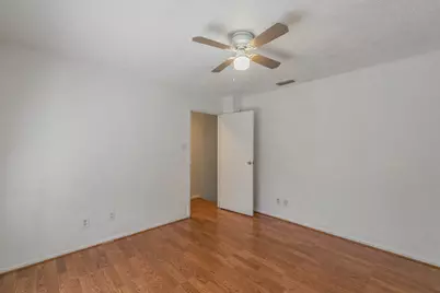 611 Lost Springs Court #B, Arlington, TX 76012 - Photo 23