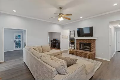 701 Carlisle Court, Lake Dallas, TX 75065 - Photo 7