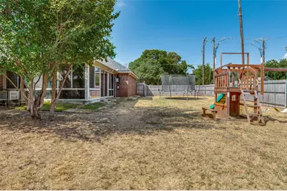 701 Carlisle Court, Lake Dallas, TX 75065 - Photo 5