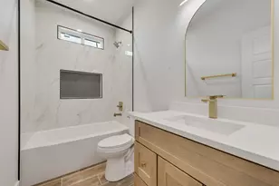 9324 Beckleycrest Ave, Dallas, TX 75232 - Photo 17