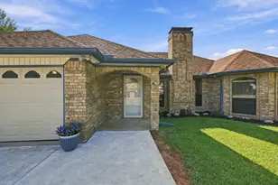 10201 Maverick Dr, Fort Worth, TX 76108 - Photo 3