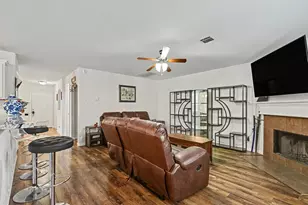 4728 Homelands Way, Fort Worth, TX 76135 - Photo 11