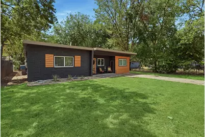 803 W Bluff Street, Granbury, TX 76048 - Photo 3