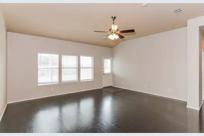 7439 Gallo, Grand Prairie, TX 75054 - Photo 3