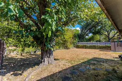 2914 Harvard Street N, Irving, TX 75062 - Photo 35